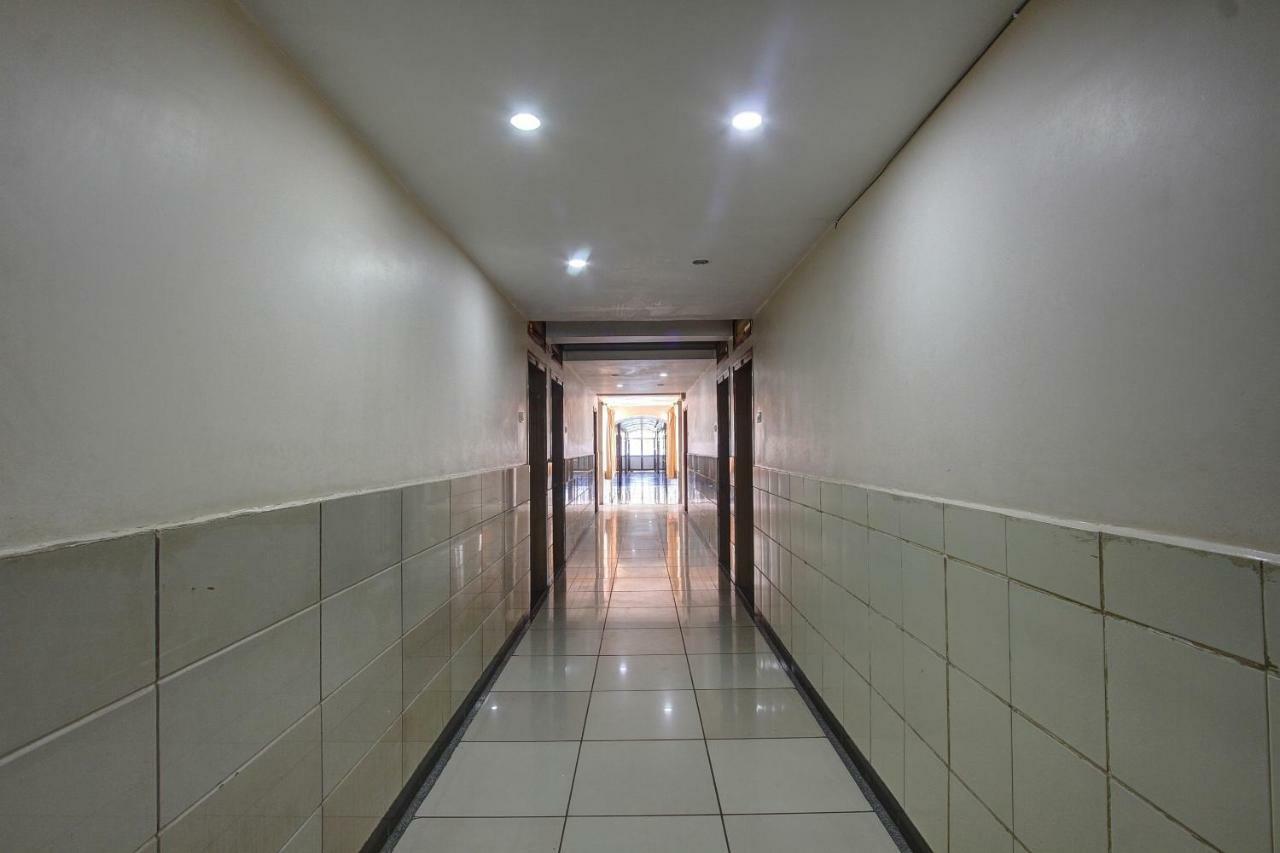 Hotel Rajsangam International บาดามิ ภายนอก รูปภาพ