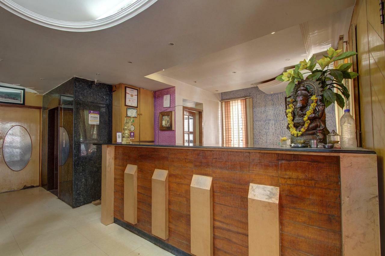 Hotel Rajsangam International บาดามิ ภายนอก รูปภาพ